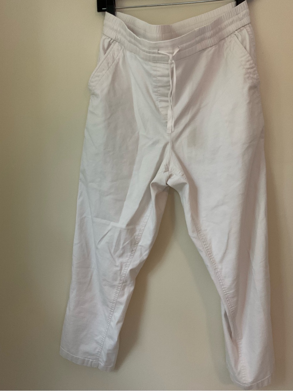 Talbots White Pants cotton Tencel Drawstring button crops 16.5” by 23” inseam